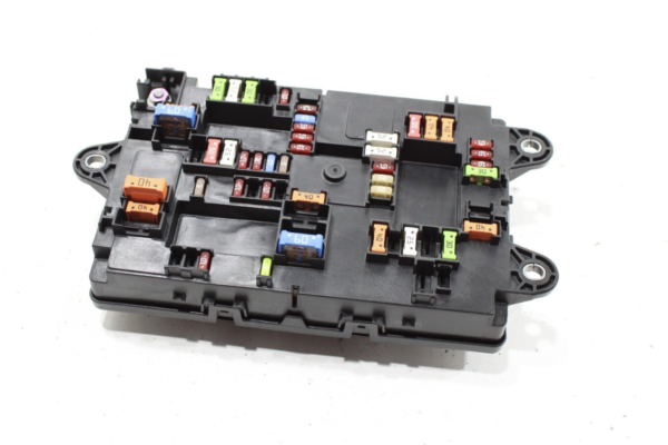Rivian R1T Fuse Box Diagram